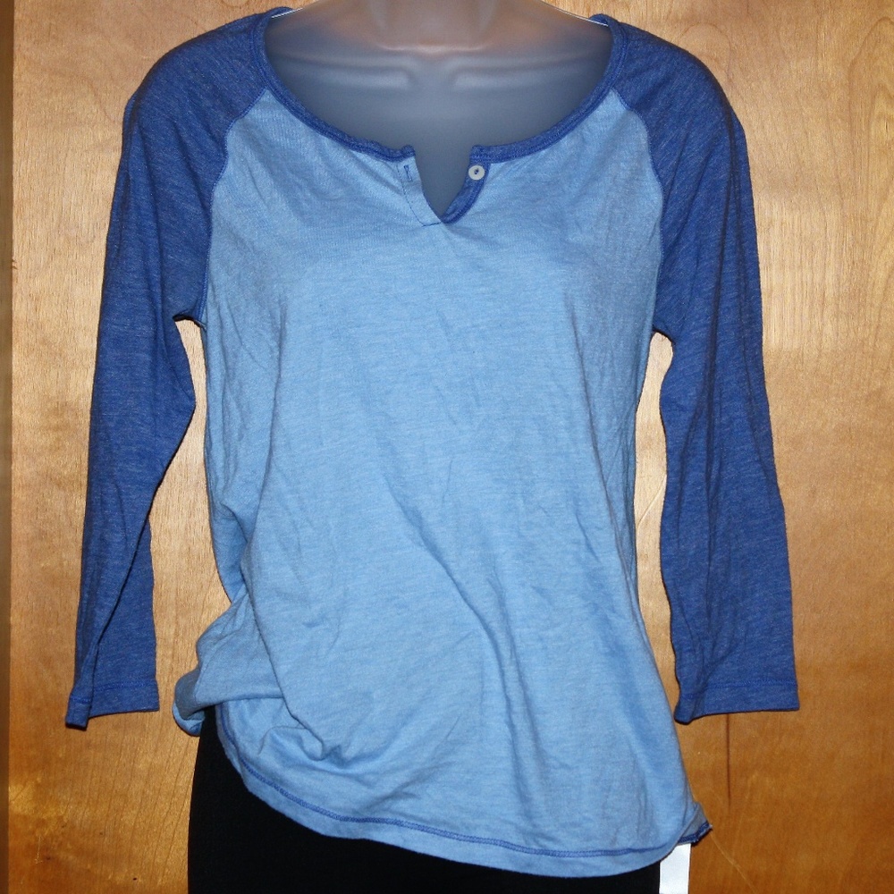 Long sleeve tshirt